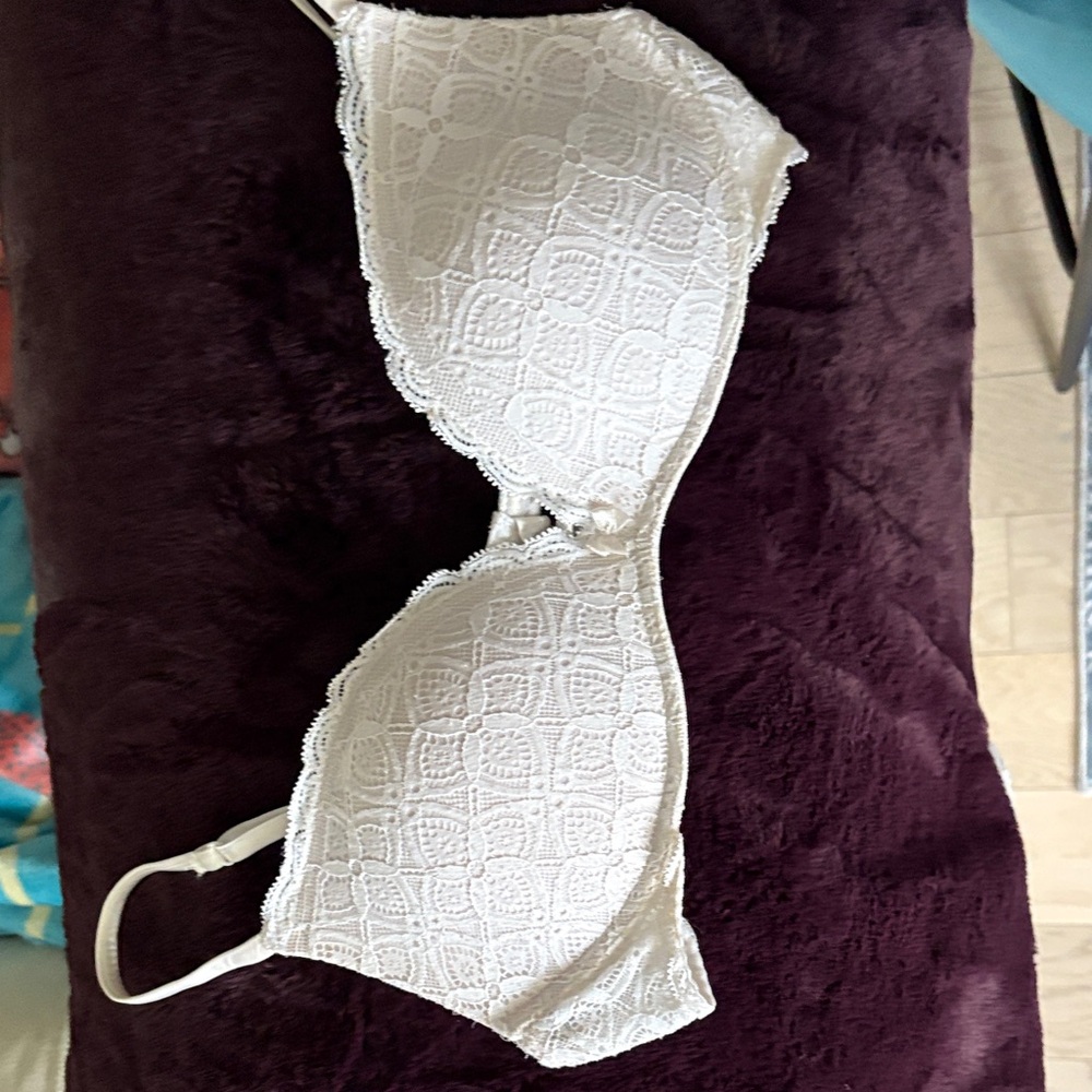 Intimissimi Textured Lace Bra in White